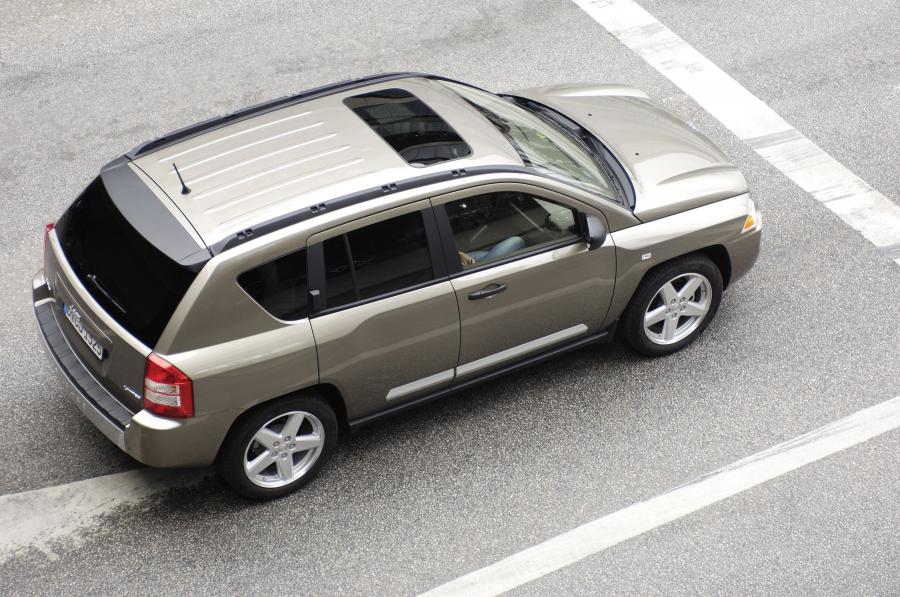  Jeep Compass 2007 года  (фото 77 из 100)